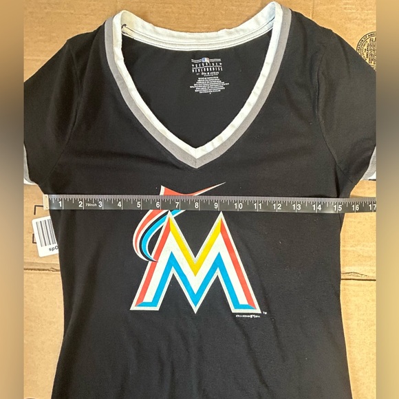 Miami Marlins  Womens Shirt - Picture 5 of 11